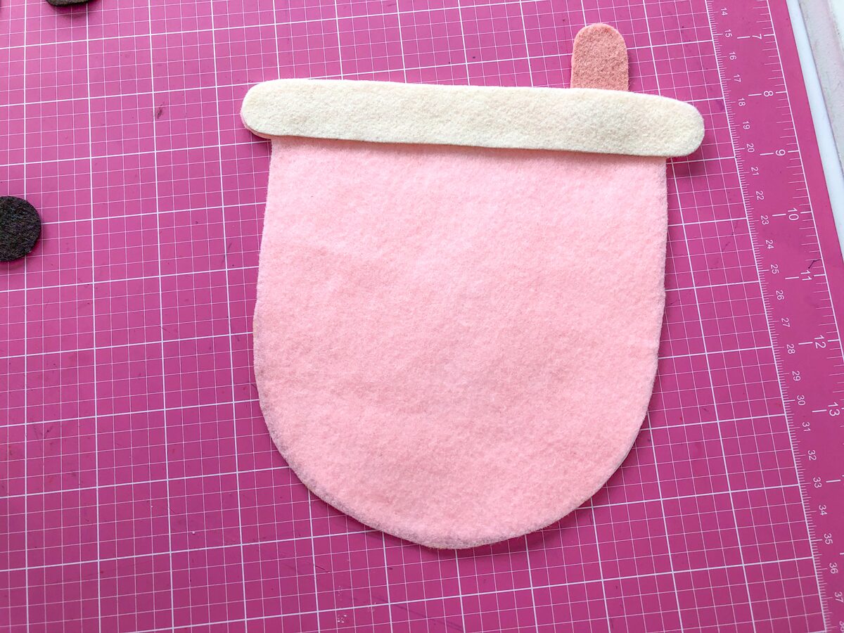 Felt Bubble Tea Banner Tutorial: Glue Bubble Tea Lid