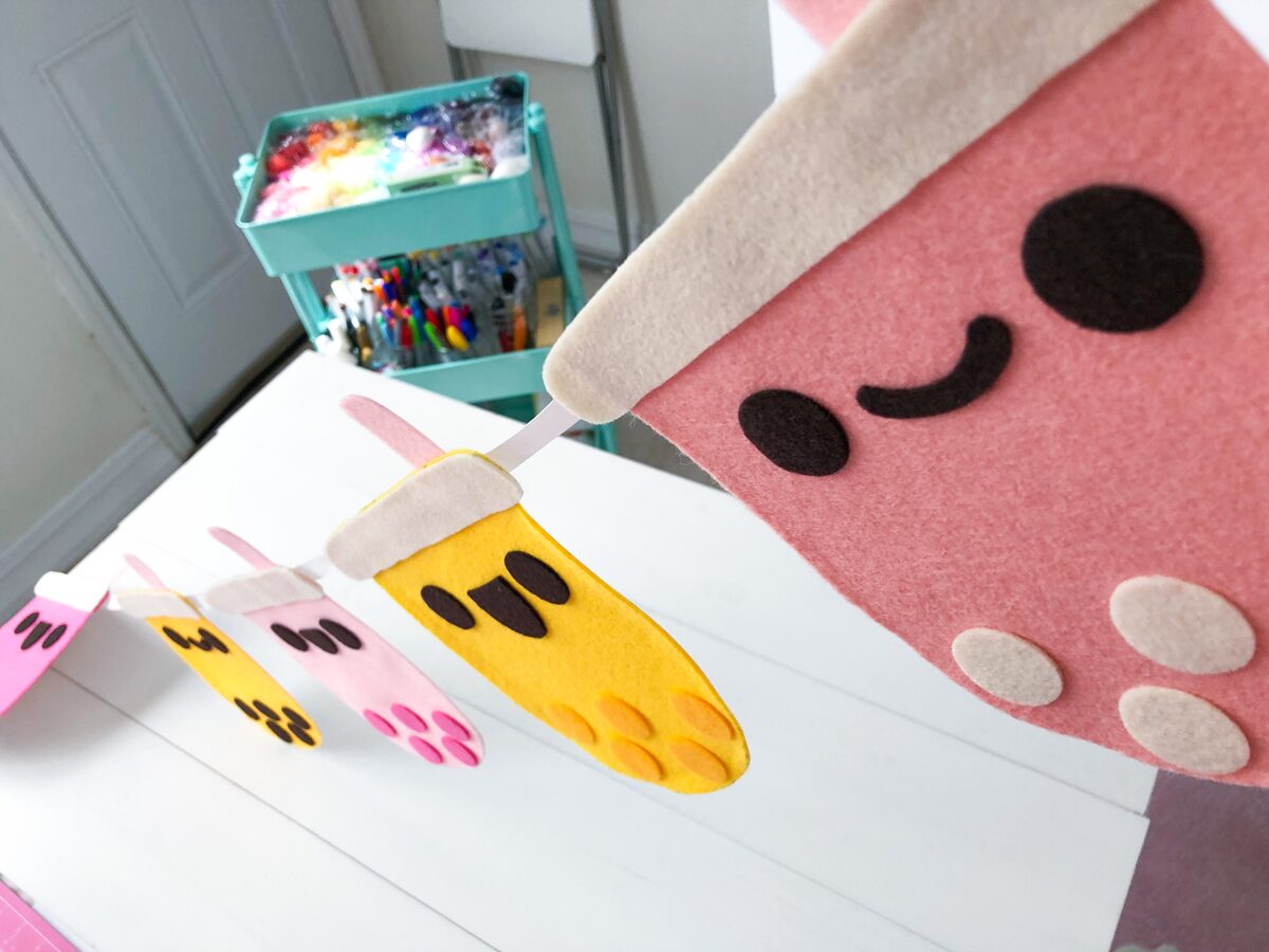 Felt Bubble Tea Banner Tutorial
