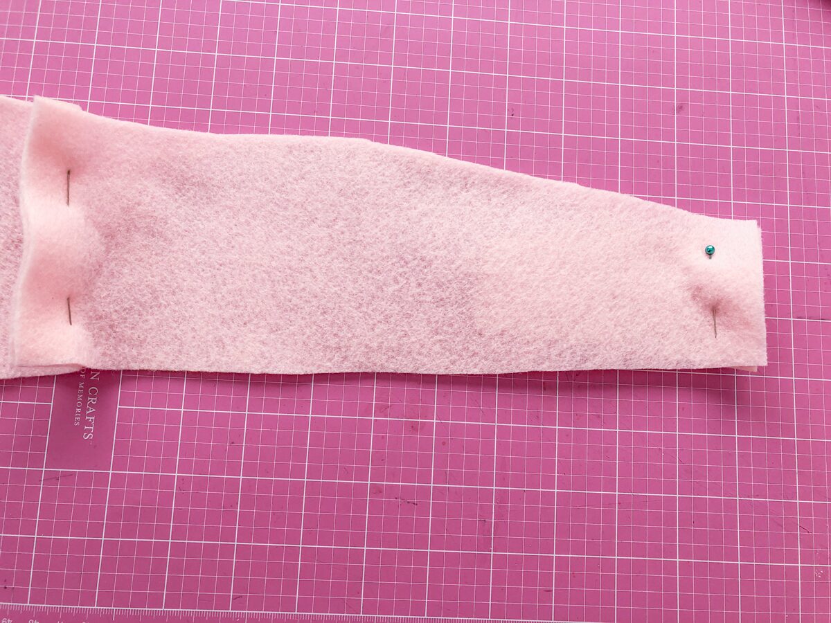 Felt Ice Cream Pin Cushion Tutorial sew felt pieces together