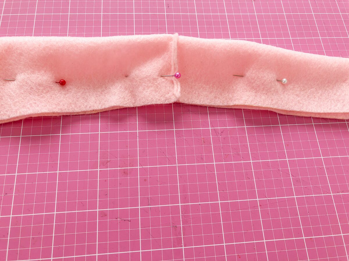 Felt Ice Cream Pin Cushion Tutorial pin edges of felet for sewing